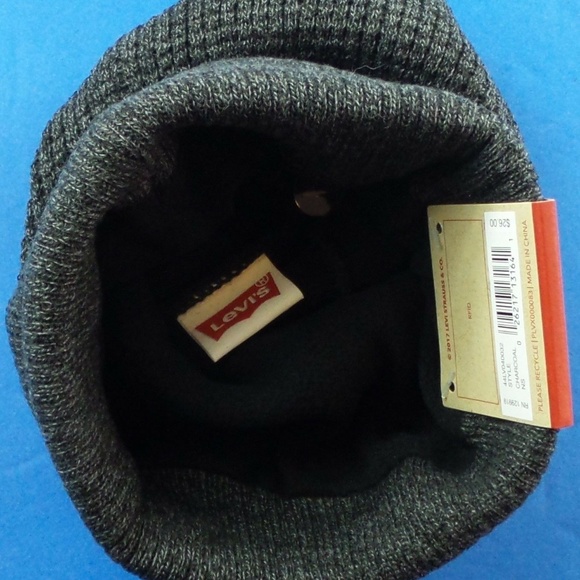 Levi's Men's Logo Beanie Hat Charcoal Fleece Lined - Picture 2 of 7